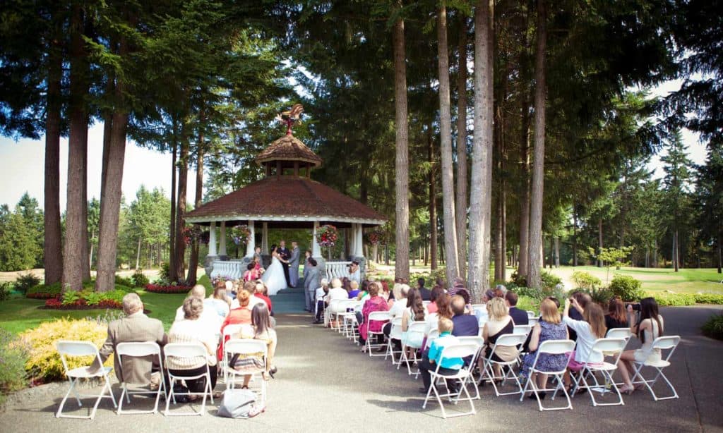 Crown Isle - Wedding - Vancouver Island - Golf Course - Etched Productions