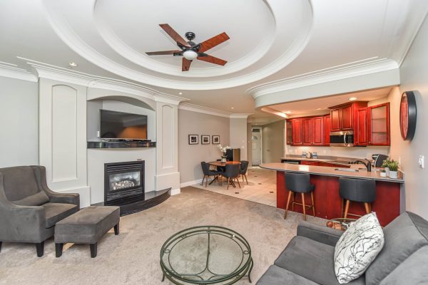 King Jacuzzi Suite